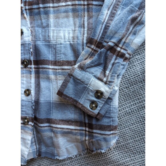 Blu Pepper Women's L Blue White Plaid Button-Up Long Sleeve Collarless Frayed - Picture 3 of 12